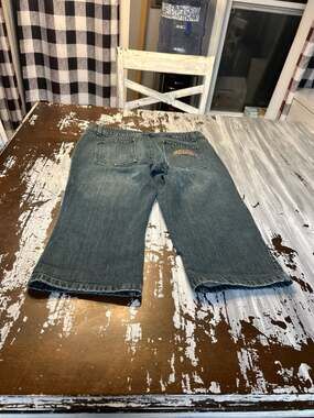 Harley-Davidson Women's Studded Embroidered Denim Capri Jeans Size 12